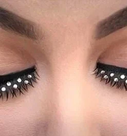 Carnival Products Eyelashes With Crystals Black