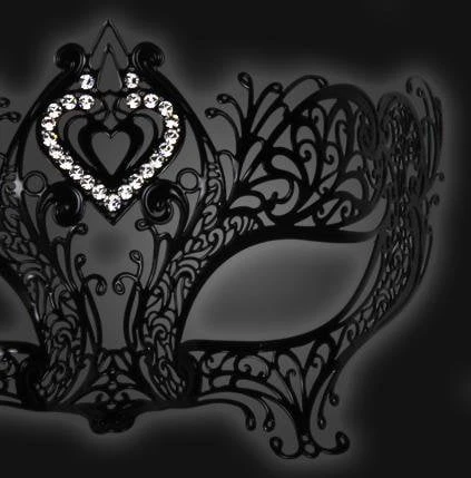 Carta Alta Heart Design Venetian Female Filigree Mask 5 Carta Alta Heart Design Venetian Female Filigree Mask