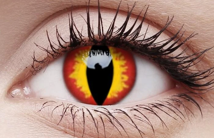 ColourVue Dragon Eye Halloween Coloured Contact Lenses 5 ColourVue Dragon Eye Halloween Coloured Contact Lenses